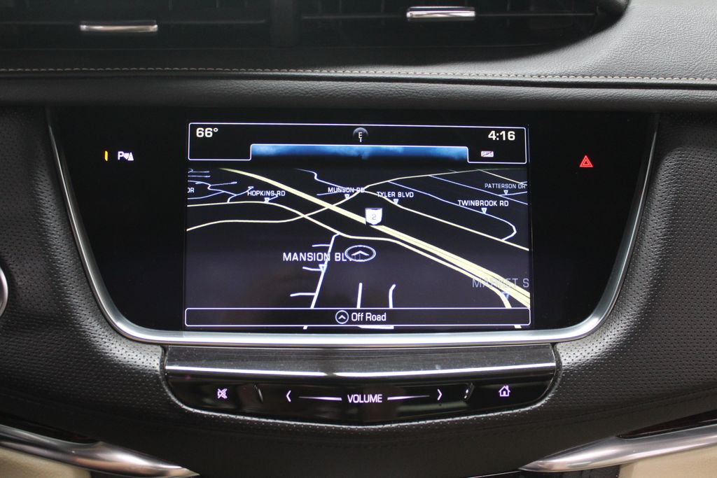 Thumbnail: 2017 Cadillac XT5 - 16