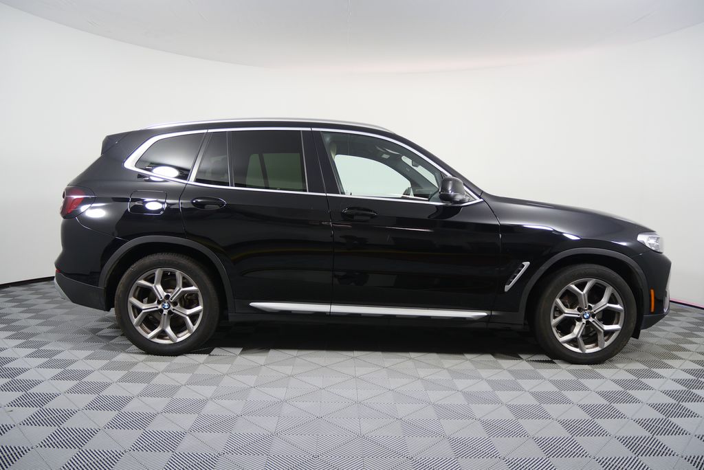 Thumbnail: 2022 BMW X3 - 2