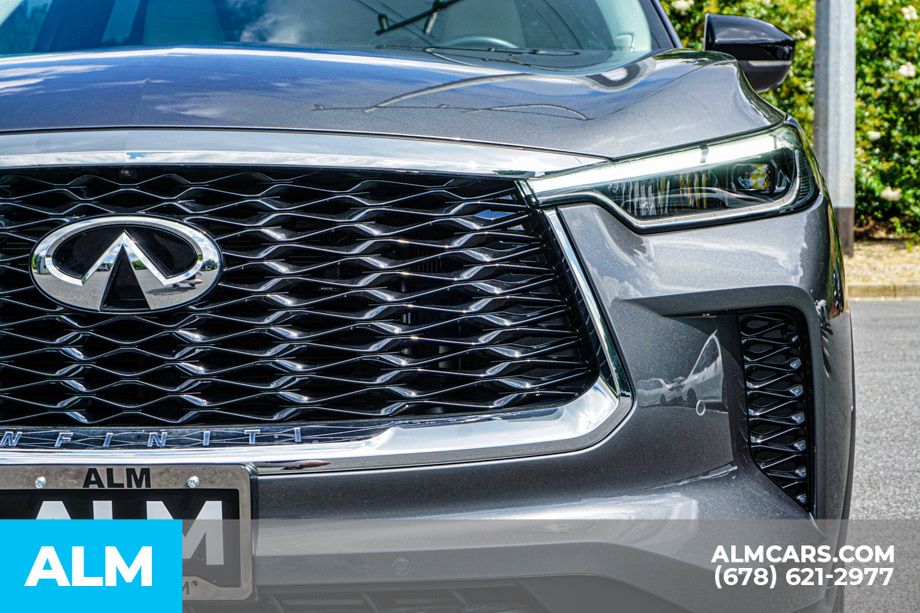 Used 2024 Gray INFINITI Sensory image 12