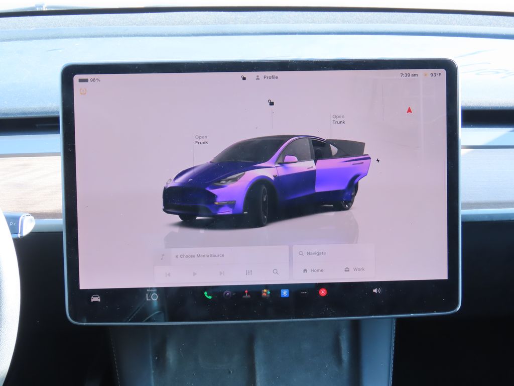 Thumbnail: 2023 Tesla Model Y - 8