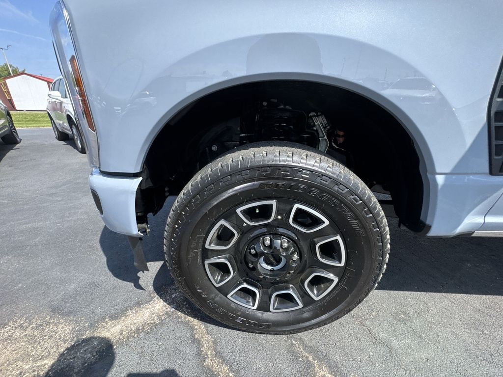 Used 2026 Gray Ford Platinum image 10
