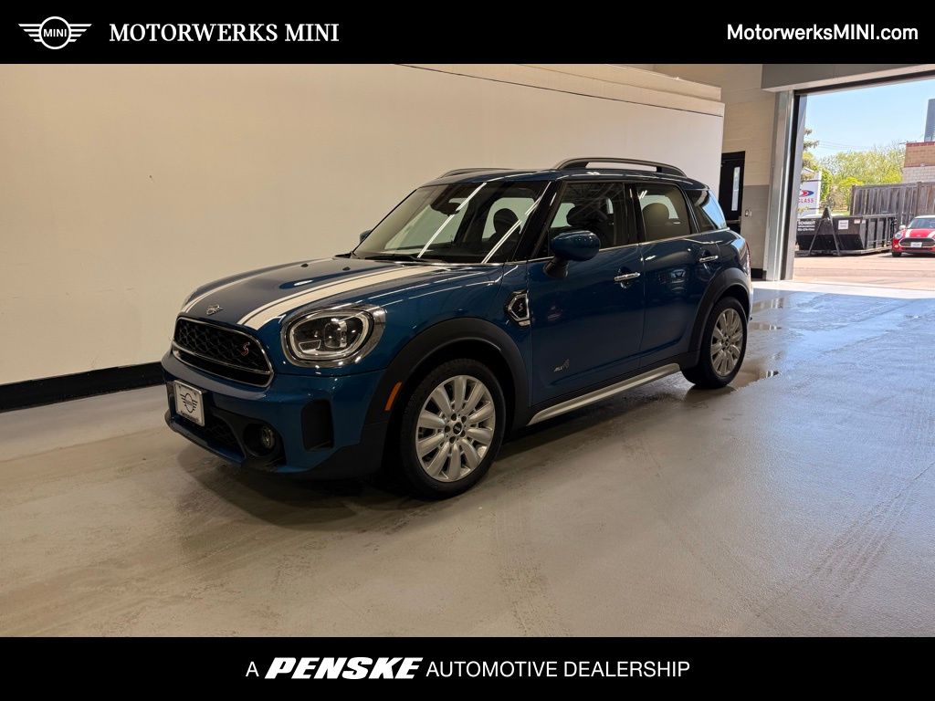 2022 MINI Cooper Countryman Signature -
                Golden Valley, MN