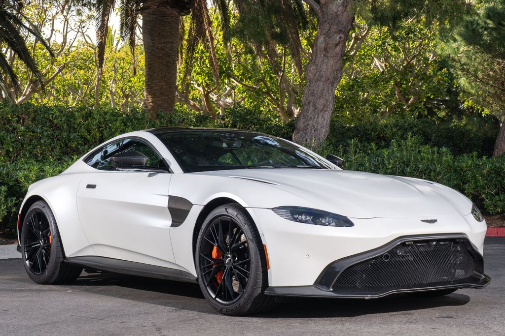 2021 Aston Martin Vantage 4.0 V8's photo