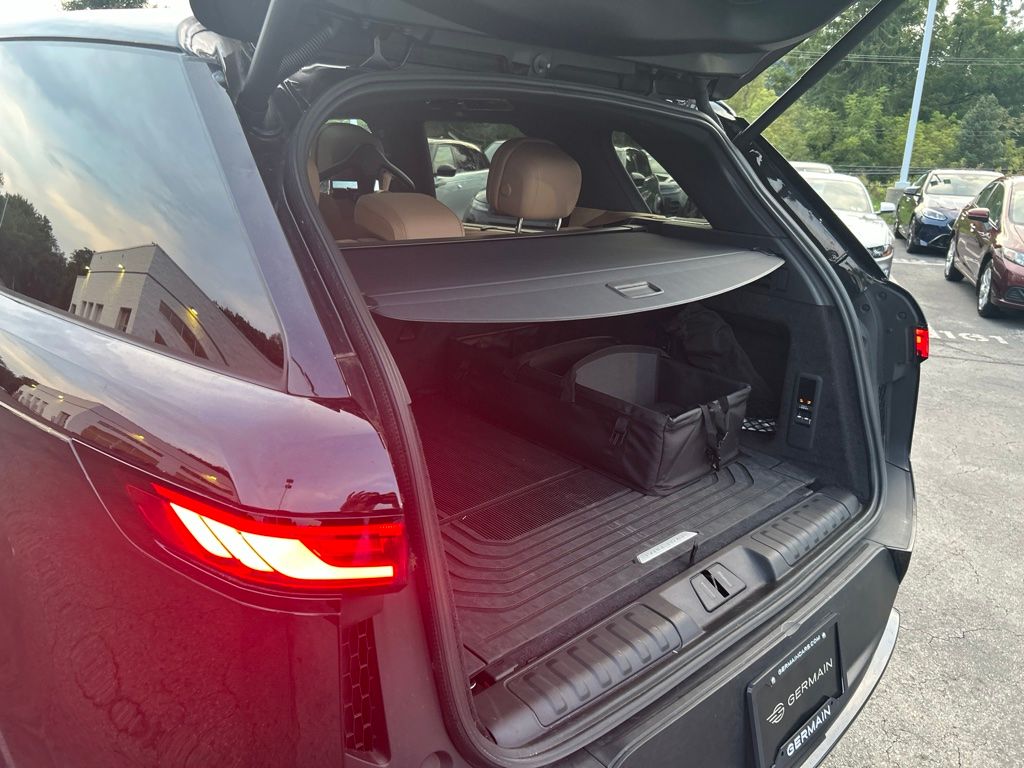 Certified Used 2025 Black Land Rover SE image 17