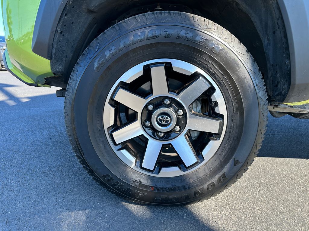 2023 Toyota Tacoma TRD Off-Road