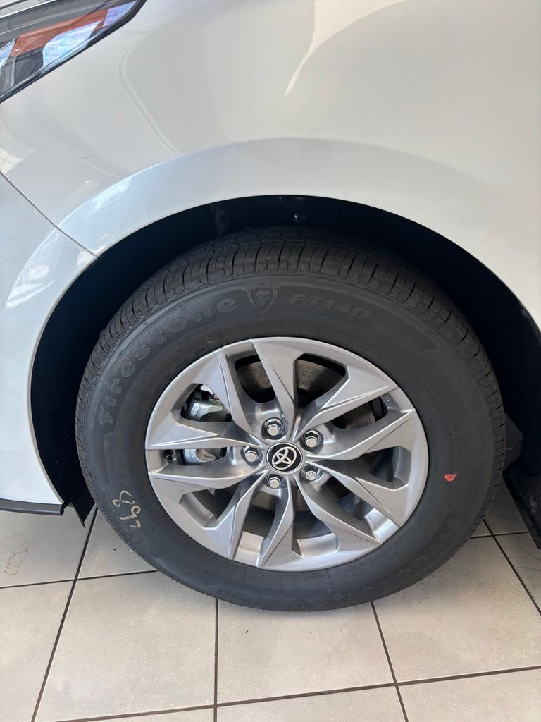 New 2026 Toyota Sienna Van