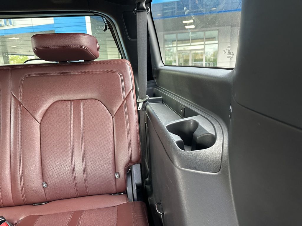 2022 Ford Expedition Max Limited photo