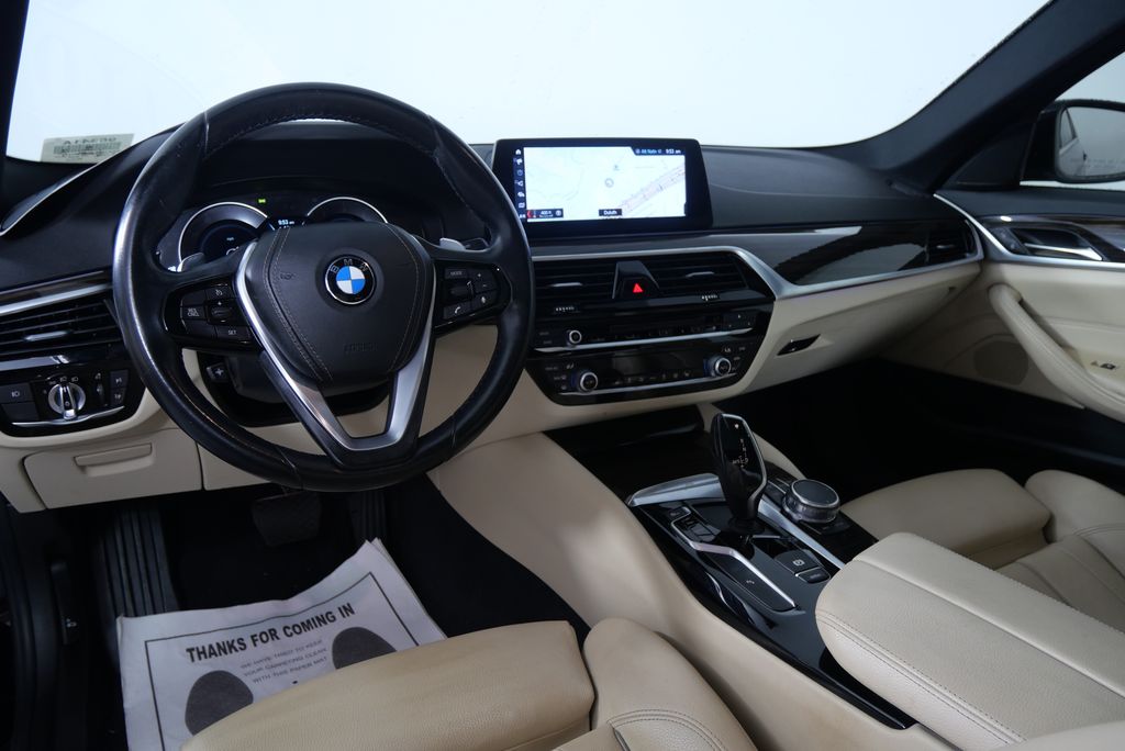 2017 BMW 5 Series 530i 19