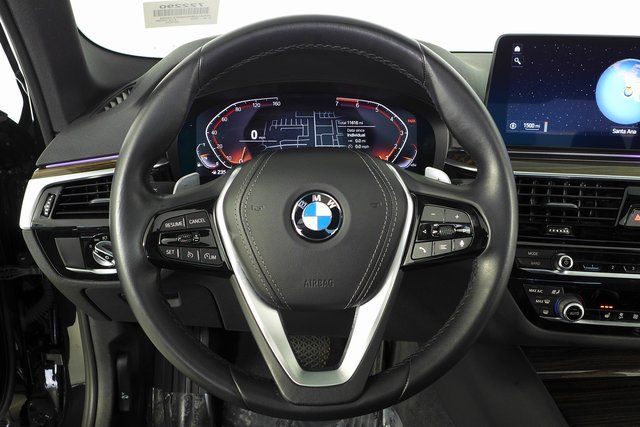 2022 BMW 5 Series 530i 26