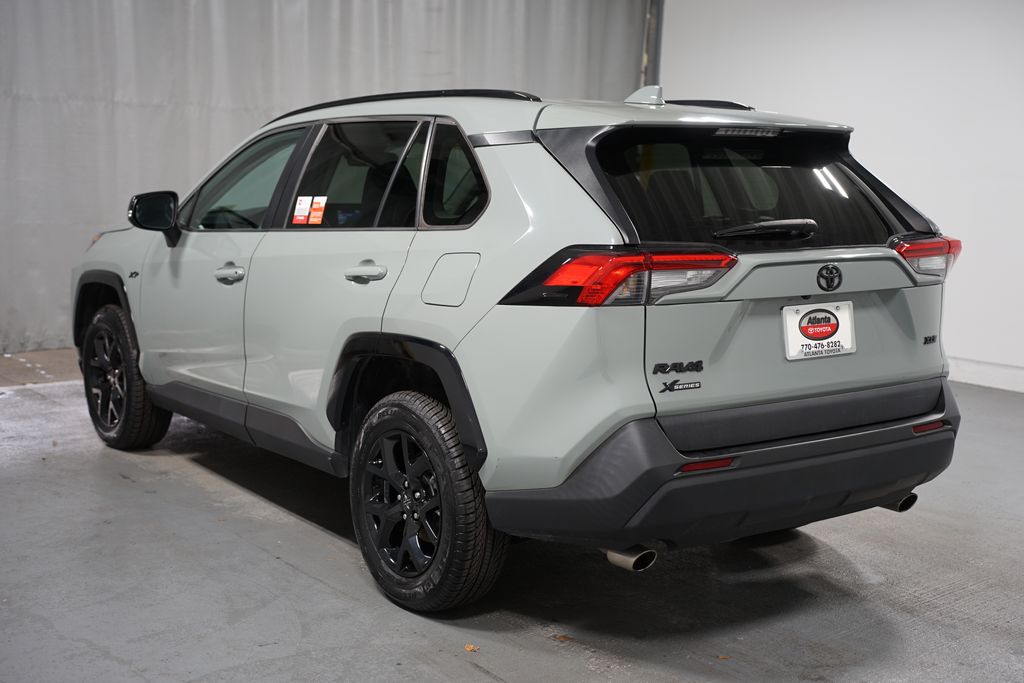 2021 Toyota RAV4 XLE 6