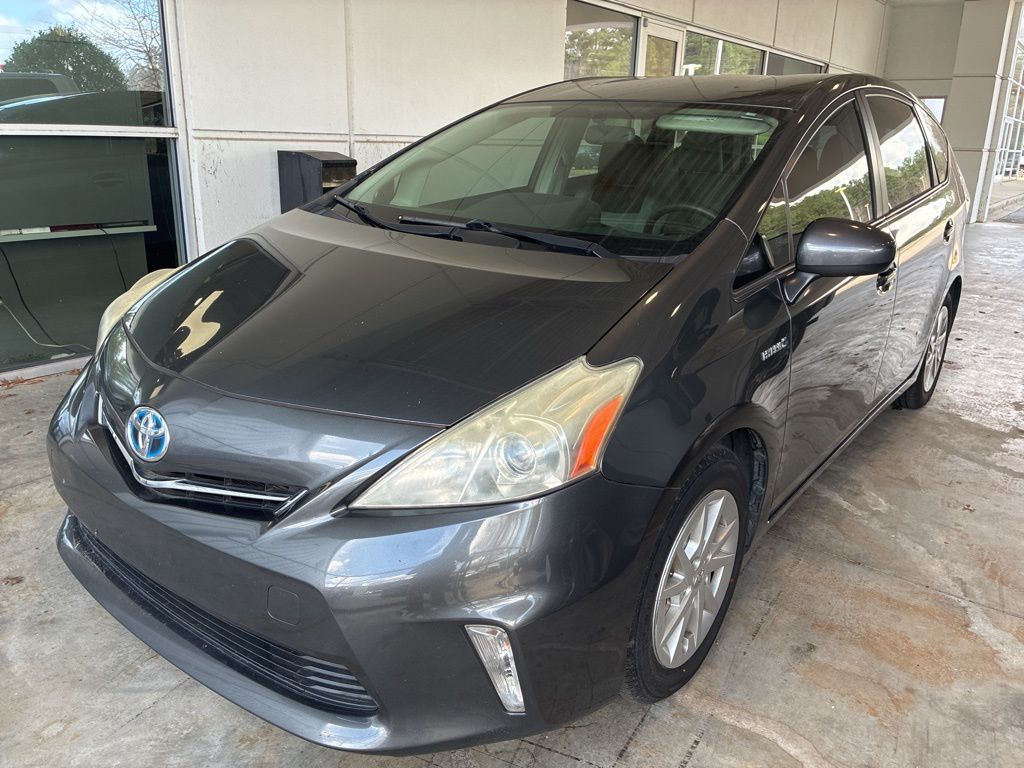 2013 Toyota Prius v Three FWD