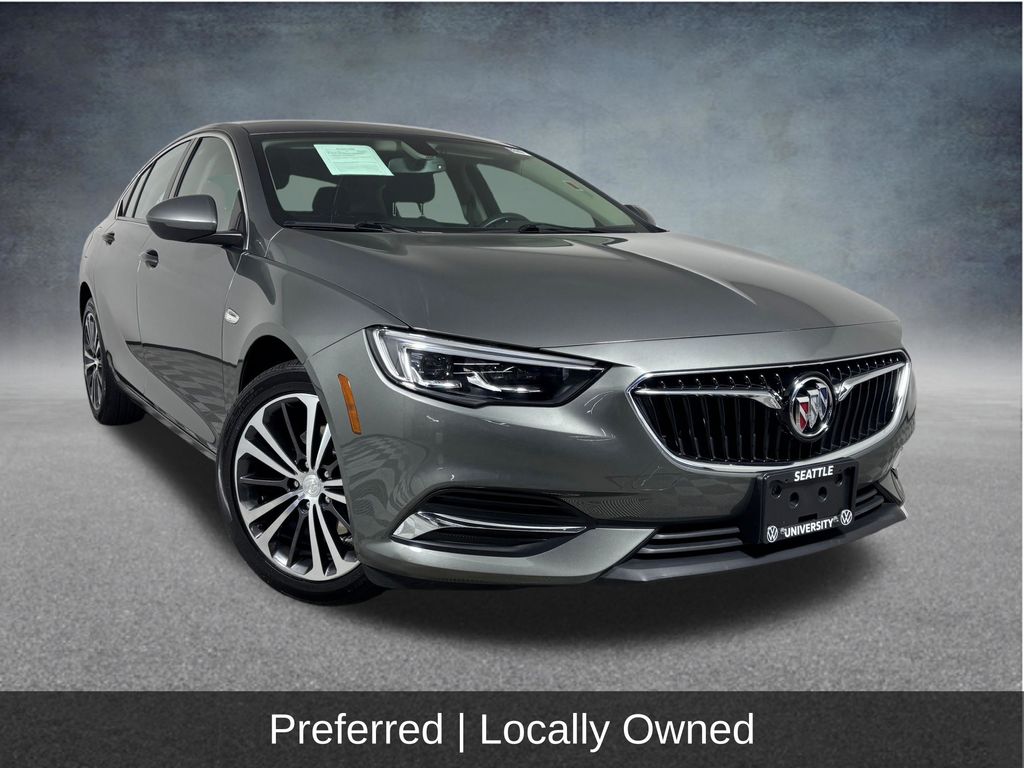 Smoked Pearl Metallic 2019 Buick Regal Sportback Sedan Front-Wheel Drive 9-Speed Automatic