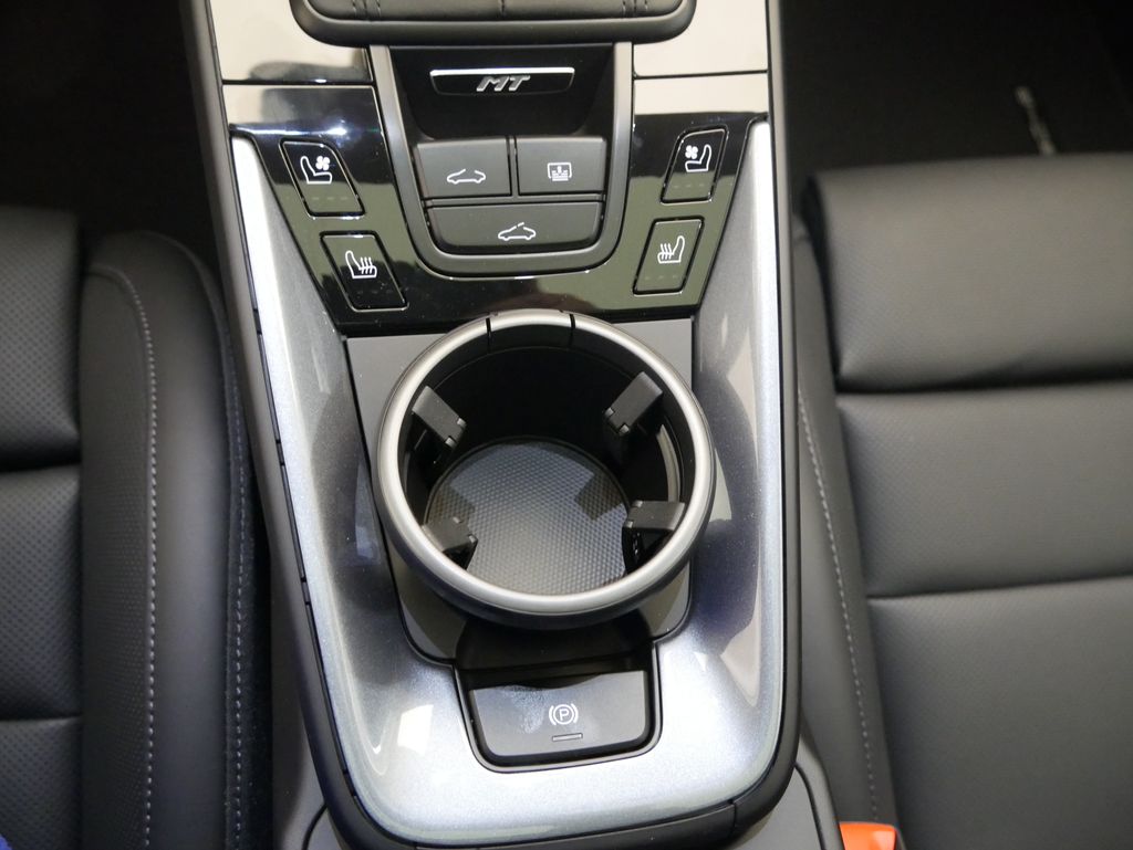 Thumbnail: 2026 Porsche 911 - 29