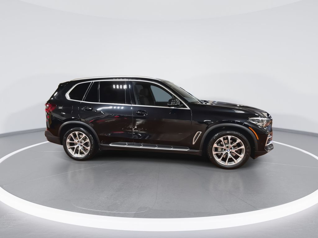 Thumbnail: 2021 BMW X5 - 9