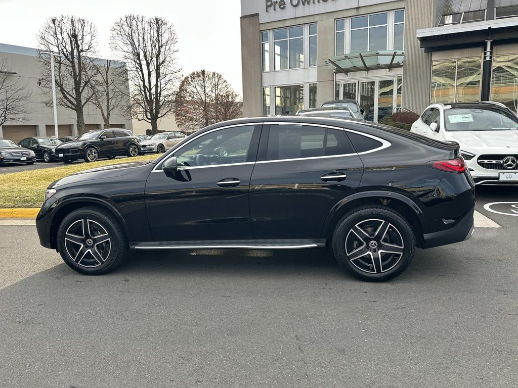 Thumbnail: 2024 Mercedes-Benz GLC - 14