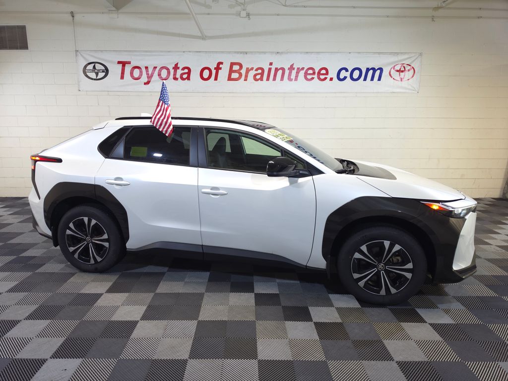 Alloy 2024 Toyota bZ4X SUV / Crossover All-Wheel Drive Automatic