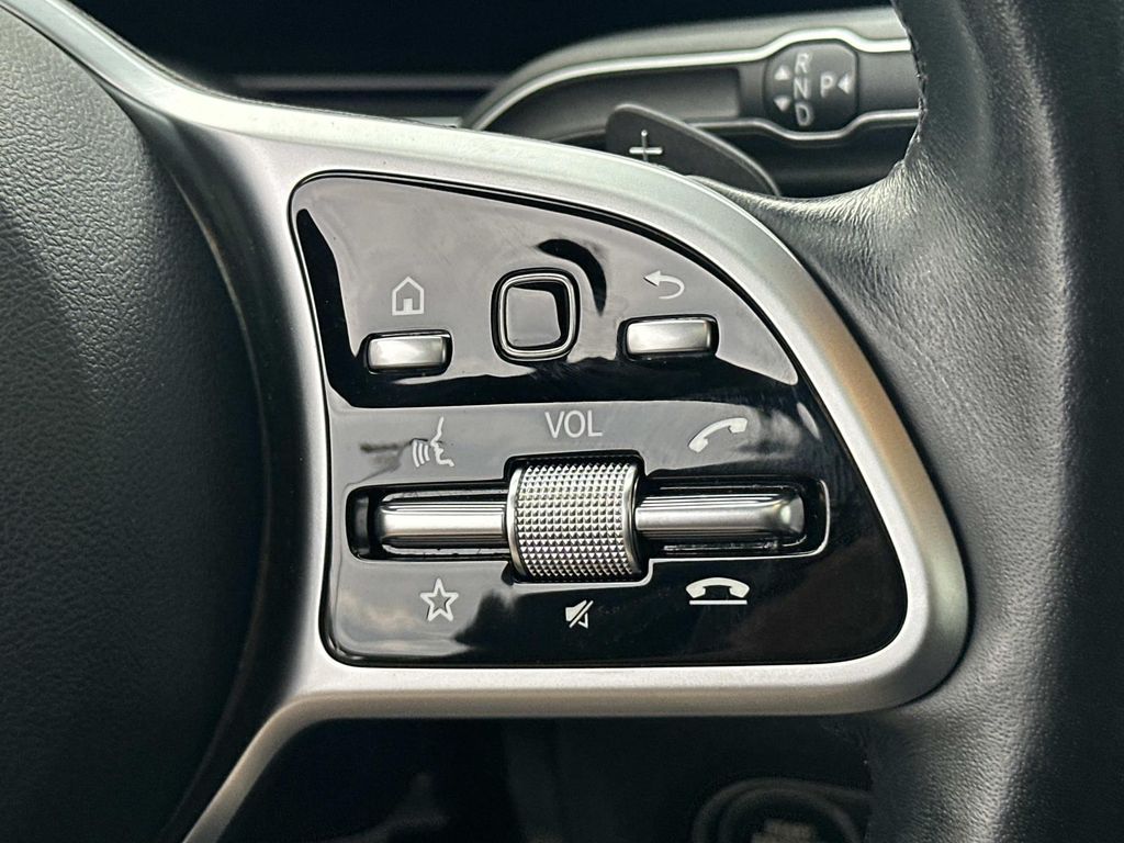 Thumbnail: 2021 Mercedes-Benz GLE - 24