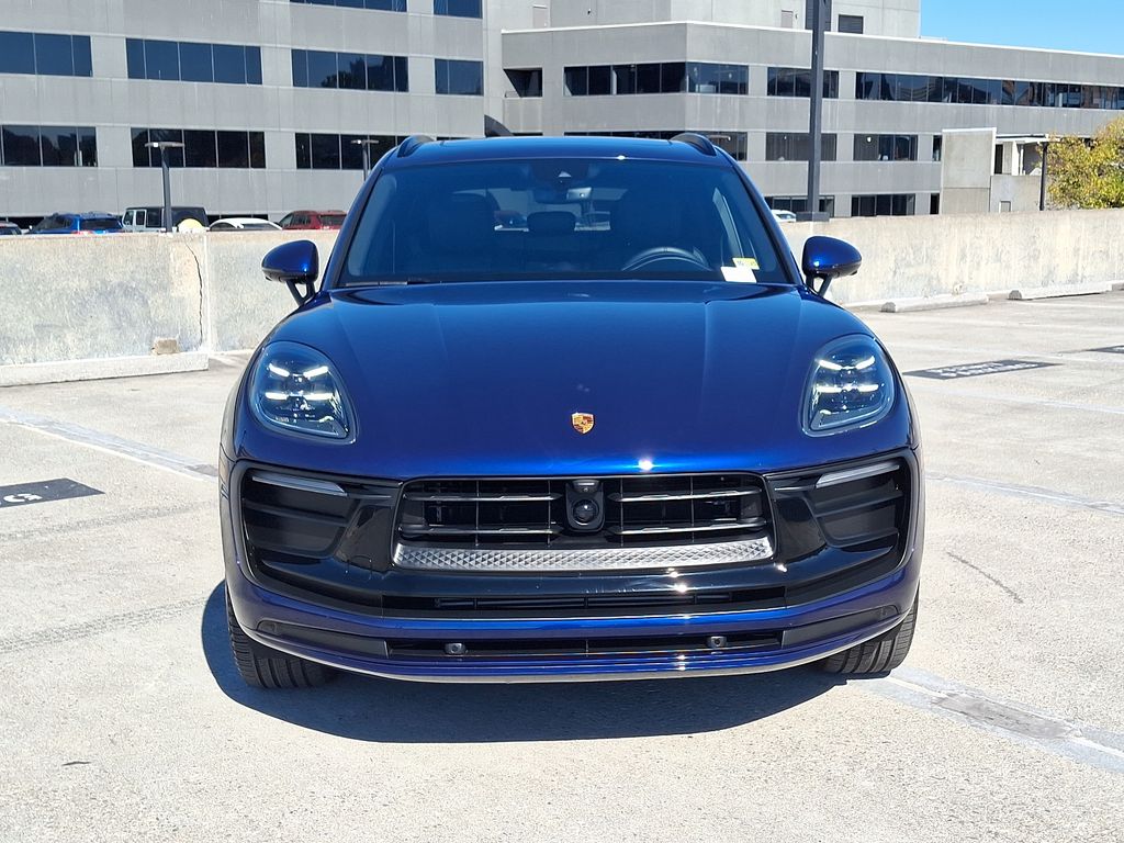 2024 Porsche Macan T 2