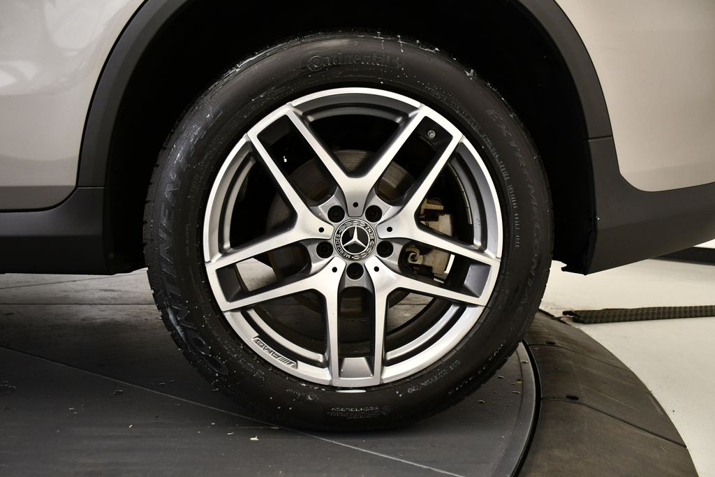 2019 Mercedes-Benz GLC 300 14