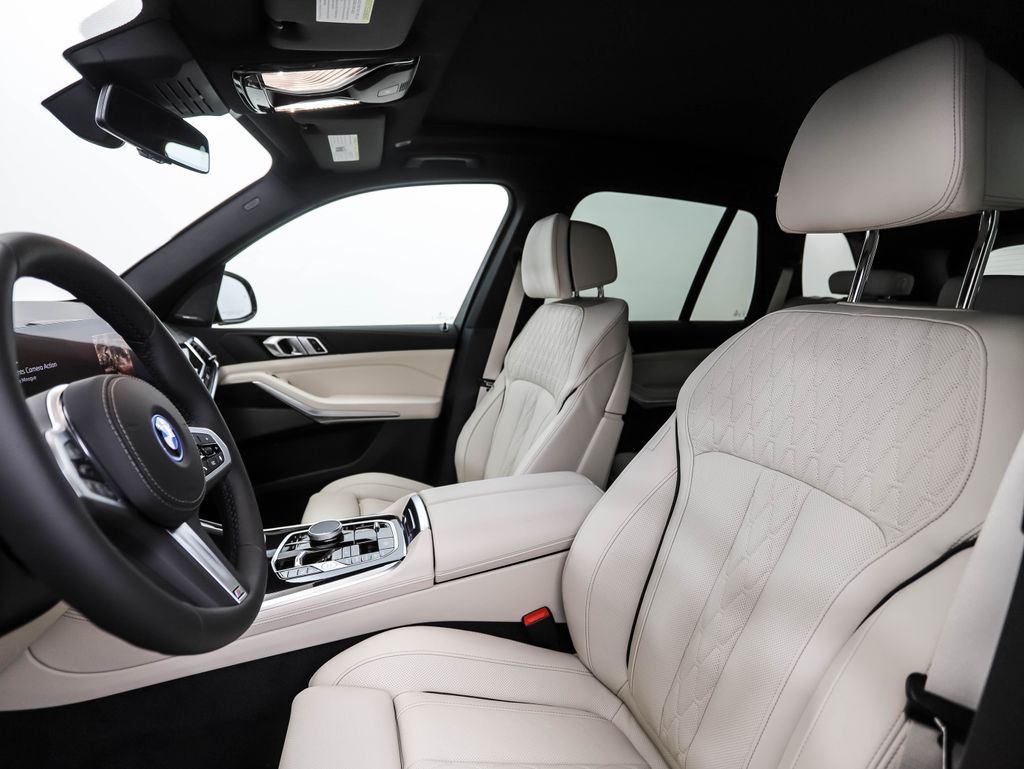 2026 BMW X5 xDrive50e 11