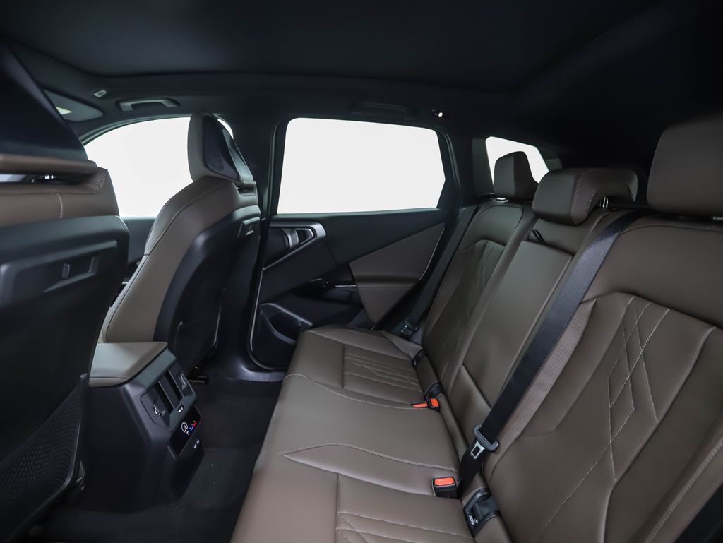 Thumbnail: 2026 BMW X3 - 22