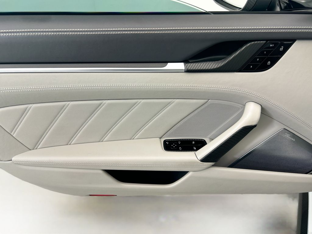 Thumbnail: 2021 Porsche 911 - 22