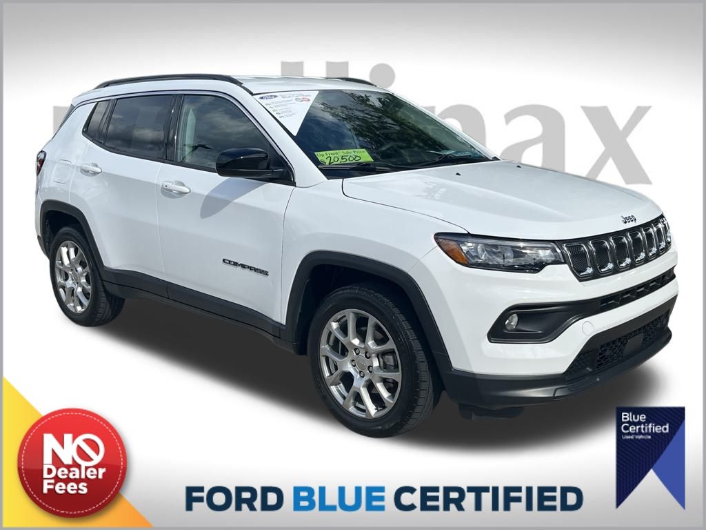 2022 Jeep Compass Latitude Lux's photo