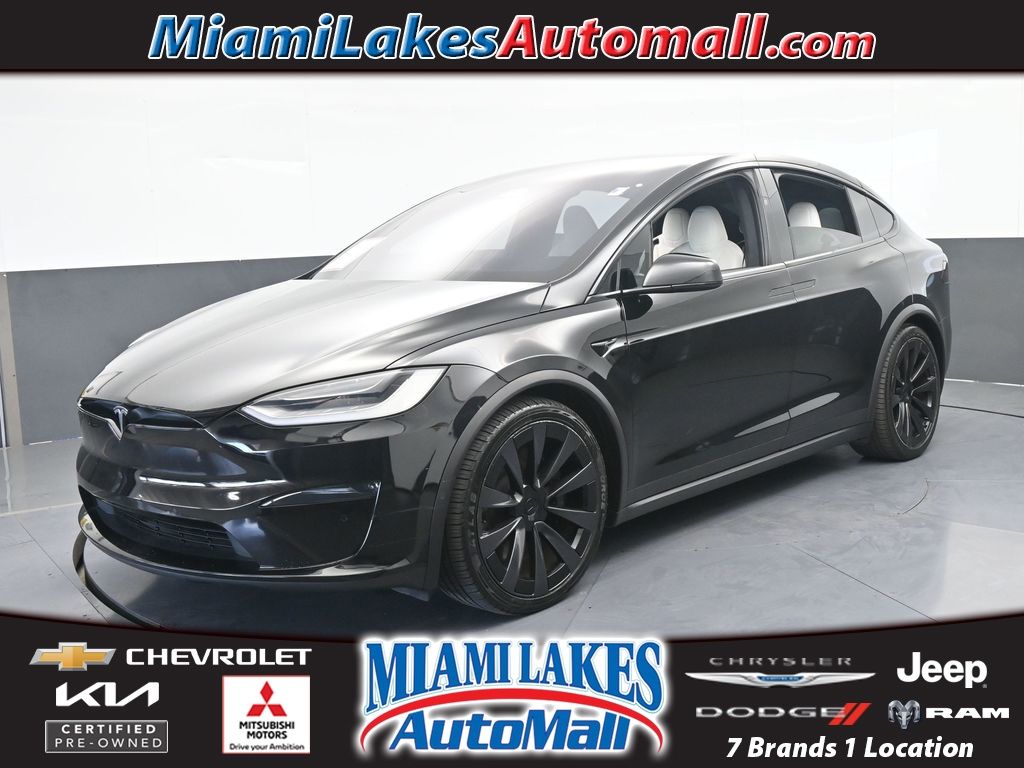 2022 Tesla Model X Plaid's photo