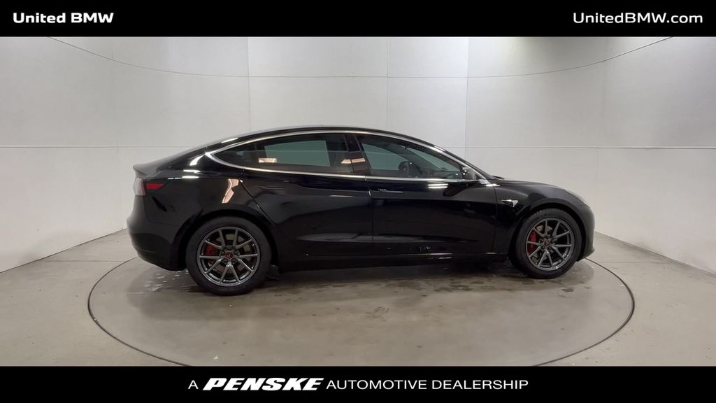 Thumbnail: 2020 Tesla Model 3 - 9