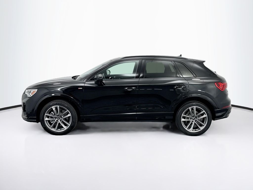 Thumbnail: 2025 Audi Q3 - 8