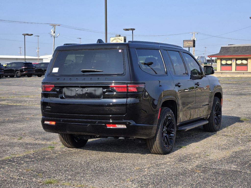 2023 Jeep Wagoneer Series II 4