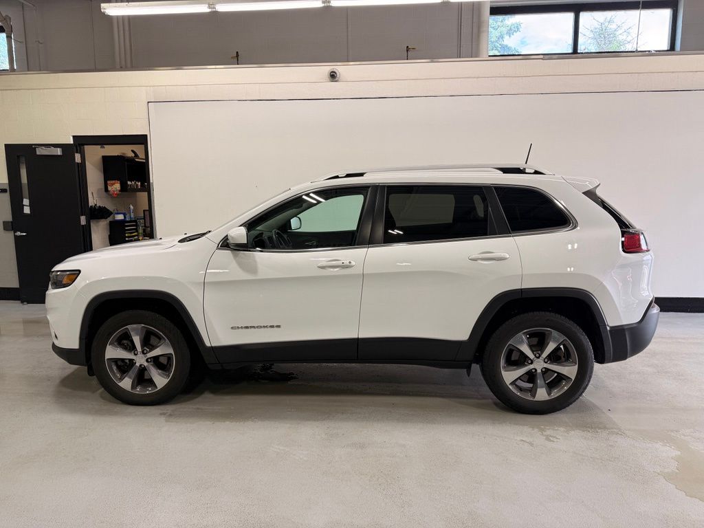 Thumbnail: 2019 Jeep Cherokee - 2