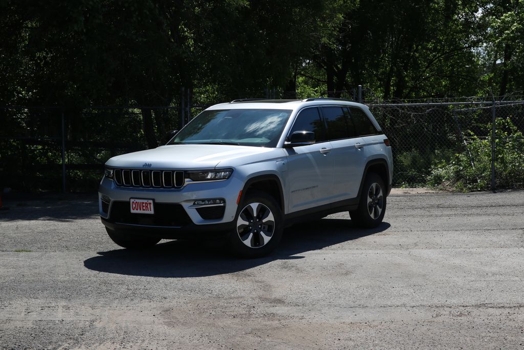 Used Car 2022 Jeep Grand Cherokee  4xe For Sale Under $30,000 In Austin, Texas