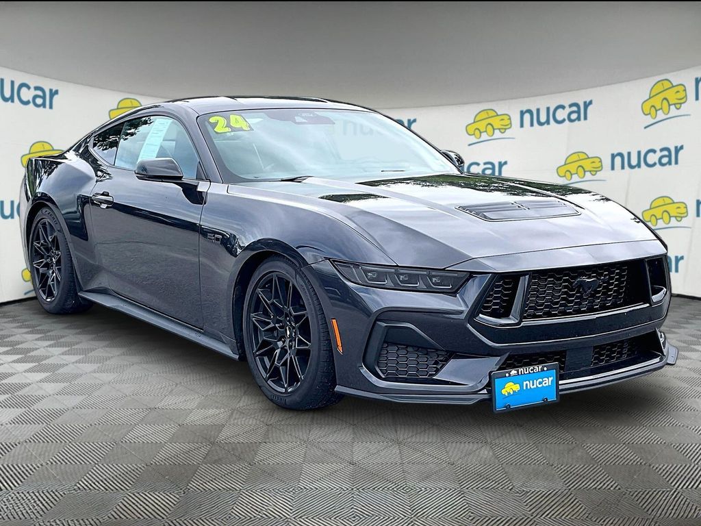 2024 Ford Mustang — photo 1