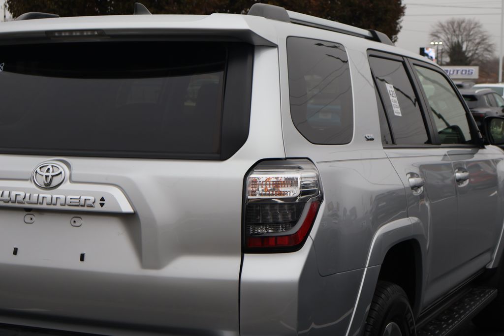 Thumbnail: 2024 Toyota 4Runner - 9