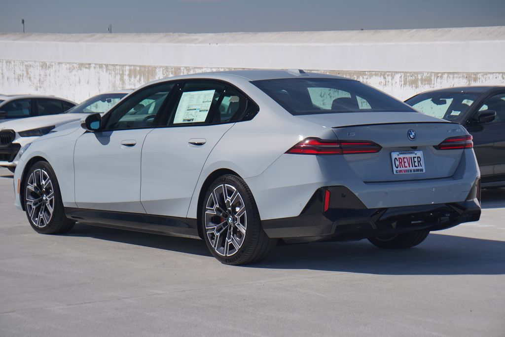 Thumbnail: 2026 BMW i5 - 7