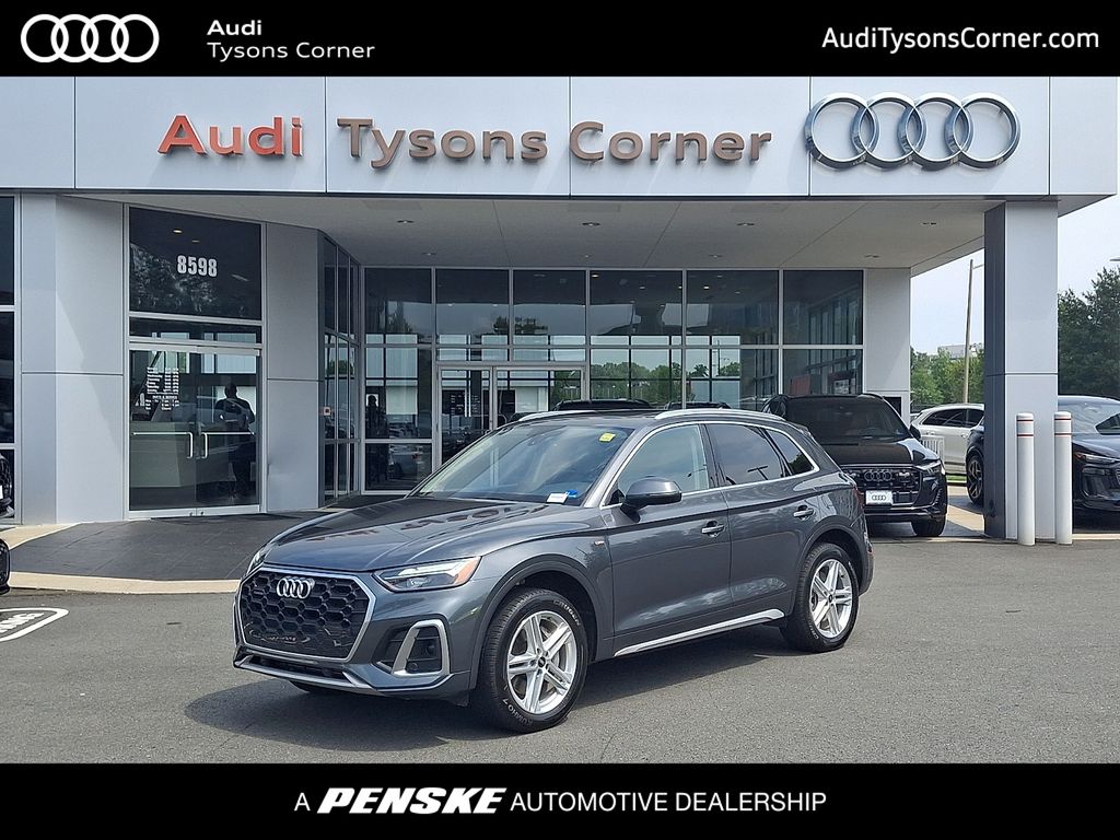 Daytona Gray Pearl 2022 Audi Q5 Hybrid Plug-in SUV / Crossover All-Wheel Drive 7-Speed Automatic