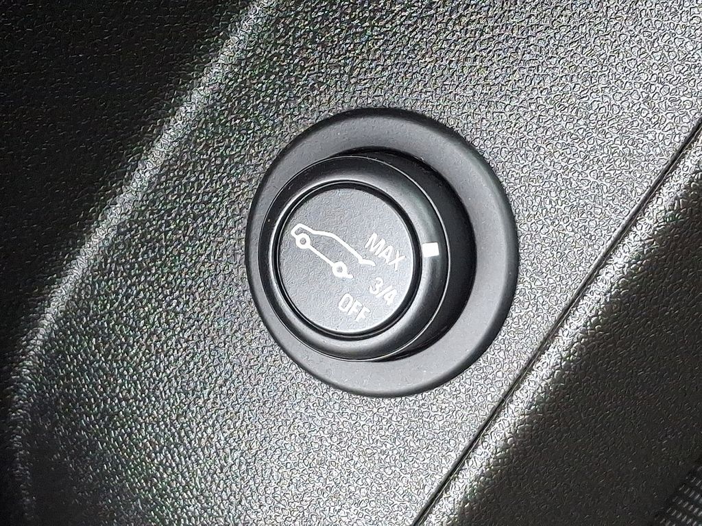 Thumbnail: 2019 Chevrolet Equinox - 27