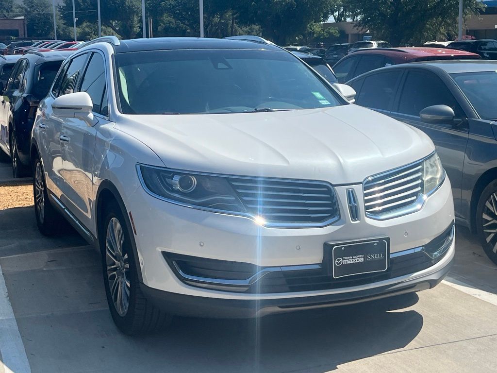White Platinum Clearcoat Metallic 2016 Lincoln MKX SUV / Crossover Front-Wheel Drive 6-Speed Automatic
