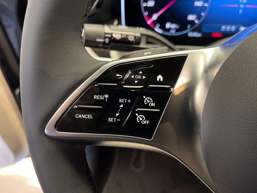 Thumbnail: 2026 Mercedes-Benz GLC - 15