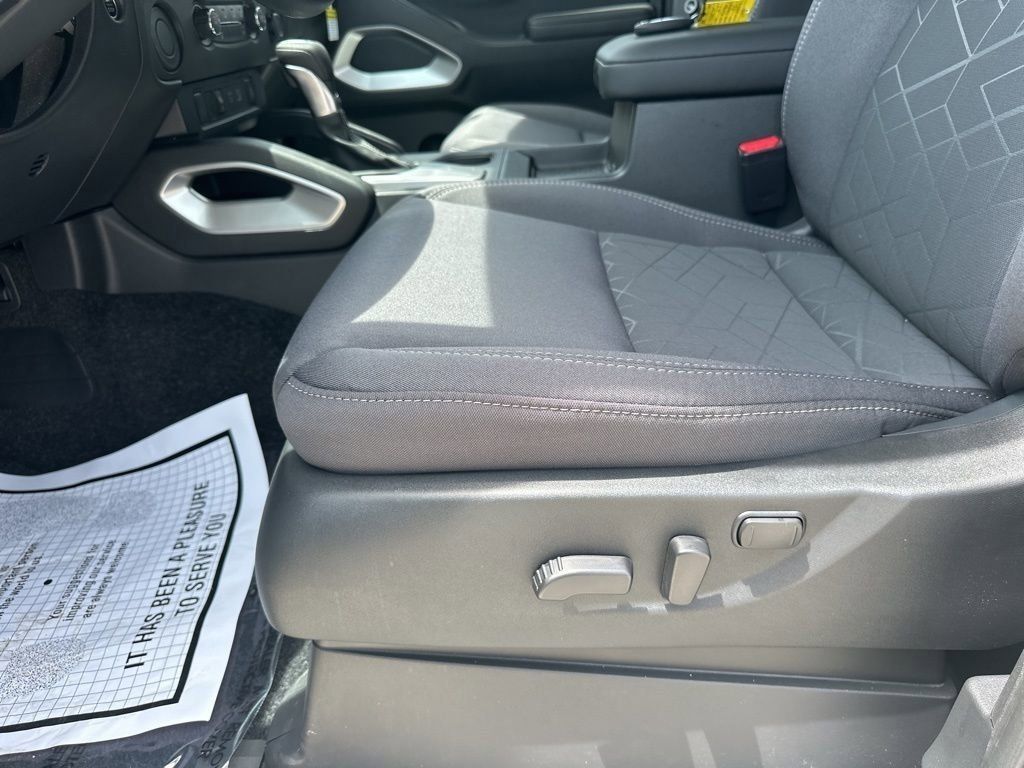2025 Glacier White Nissan Frontier SV RWD Truck
