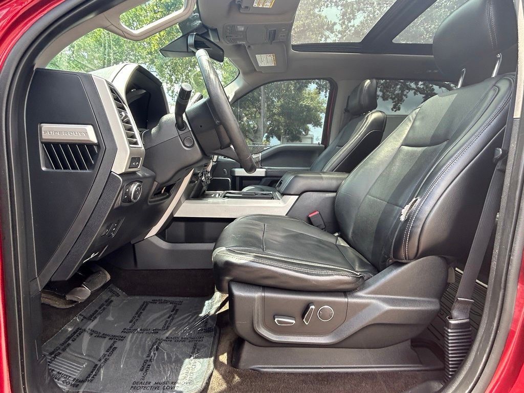 Used 2017 Red Ford Lariat image 10