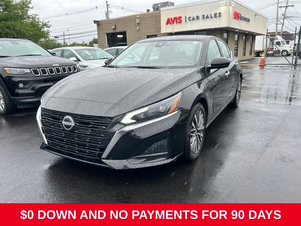 Super Black 2025 Nissan Altima Sedan Front-Wheel Drive Continuously Variable Transmission