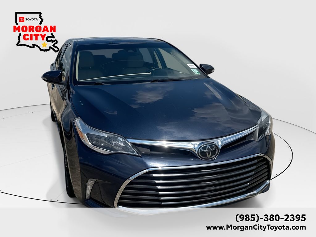 2017 Toyota Avalon XLE Plus