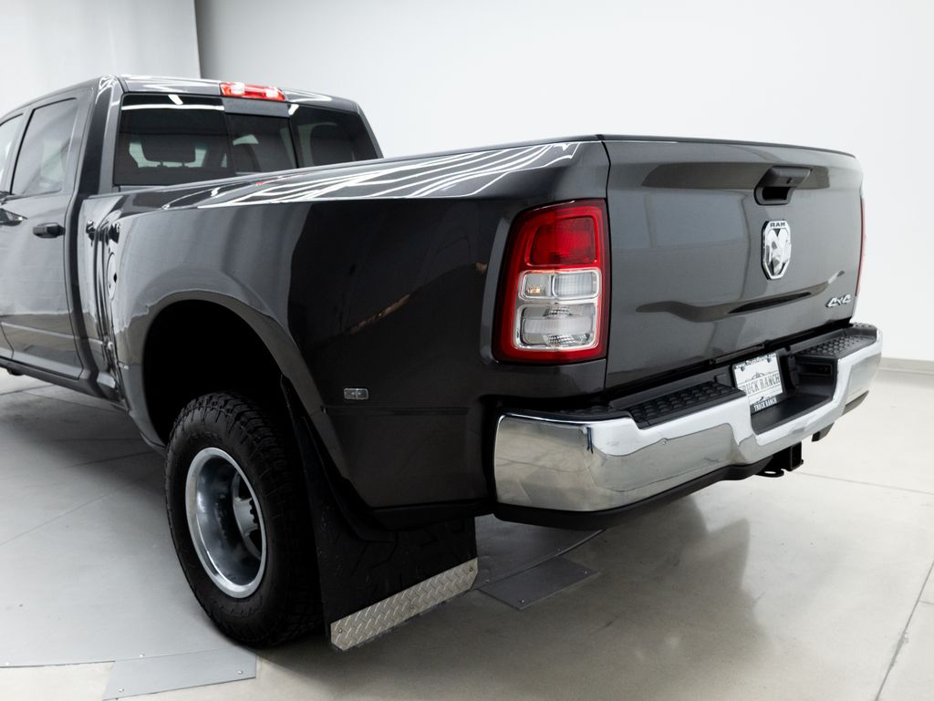 2022 Granite Crystal Metallic Clearcoat Ram 3500 Tradesman 4X4 Truck