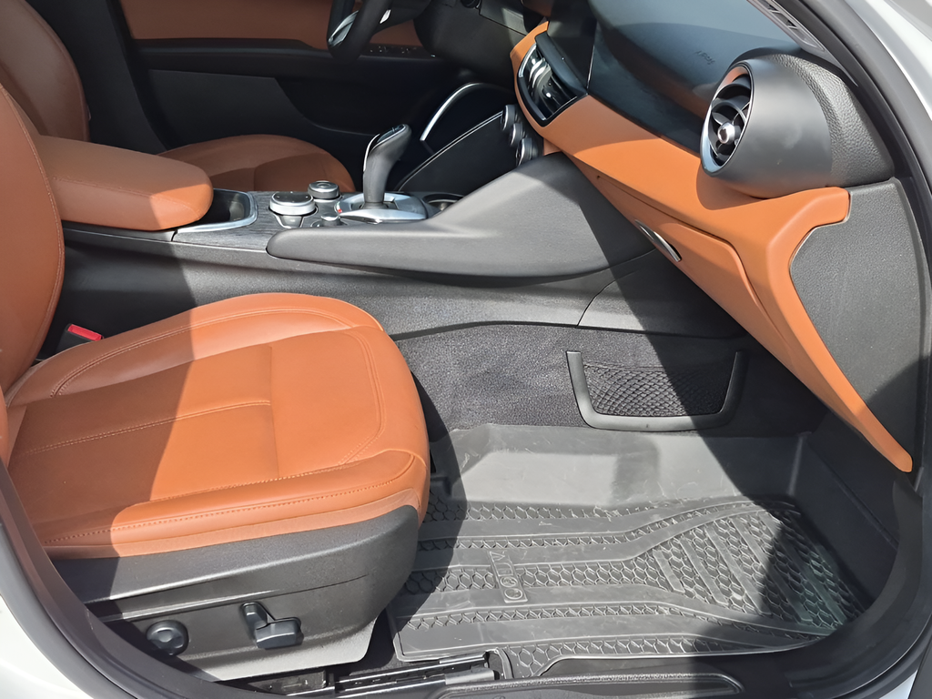 Used Car 2021 Alfa Romeo Giulia  For Sale Under $25,000 In Austin, Texas