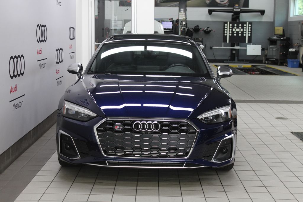 Thumbnail: 2022 Audi S5 - 9