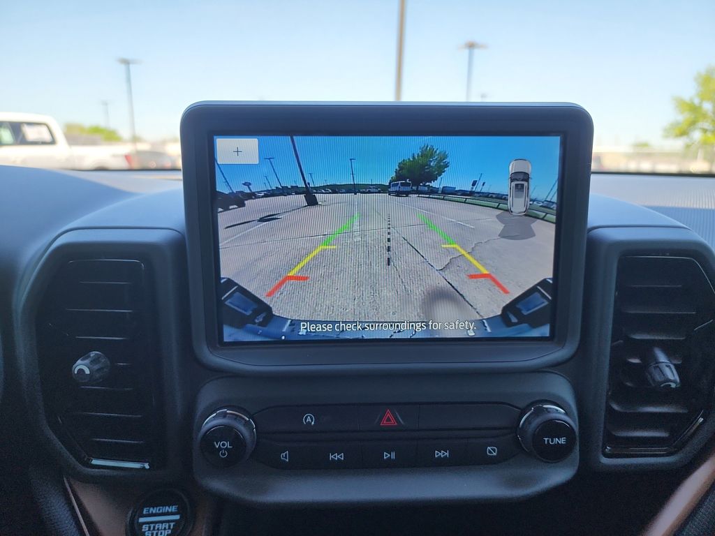 2024 Ford Bronco Sport Outer Banks photo