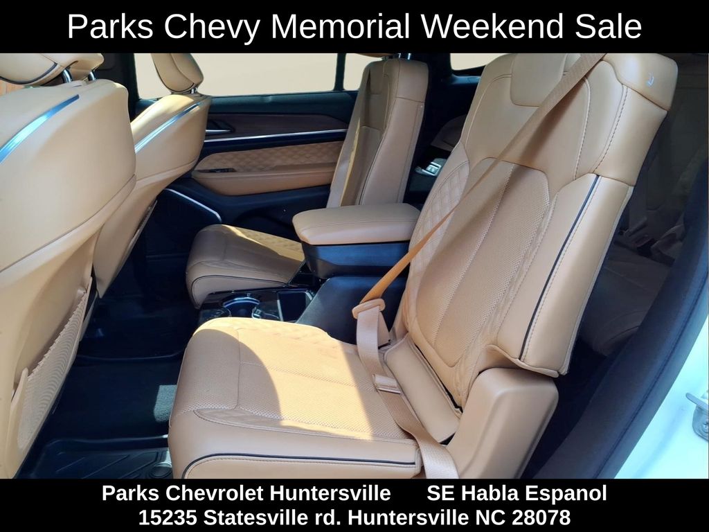 JeepGrand Cherokee L25