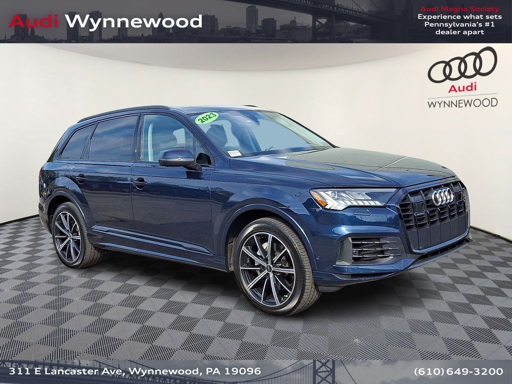 Waitomo Blue Metallic 2023 Audi Q7 quattro Premium Plus 55 TFSI SUV / Crossover All-Wheel Drive 8-Speed Automatic